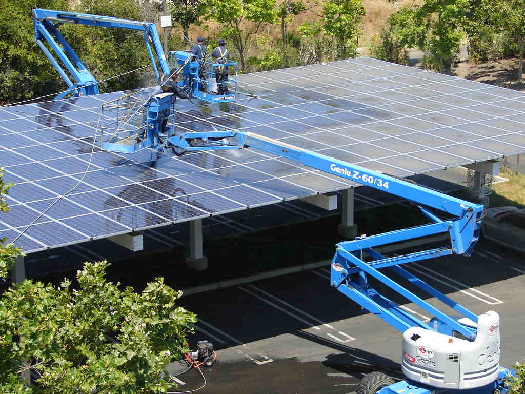 The Complete Guide To Solar Panel Cleaning Understand Solar