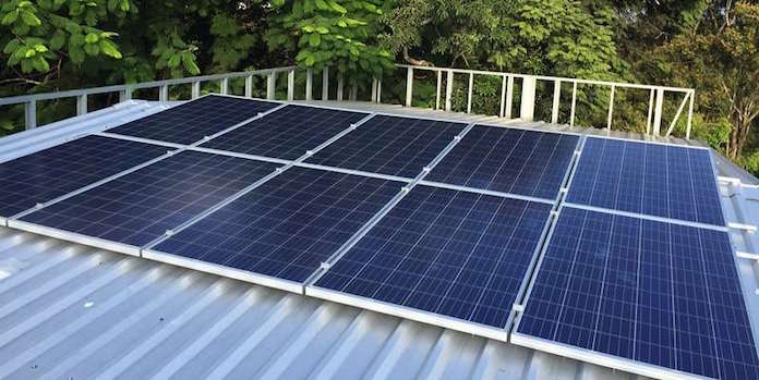 solar-panels-on-metal-roof